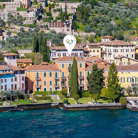 Bogliaco Front - Happy Apartament Gargnano